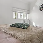 L'ecrin De J Grand T3 Lumineux Balcon 5min Gare Arenes Daire Nîmes
