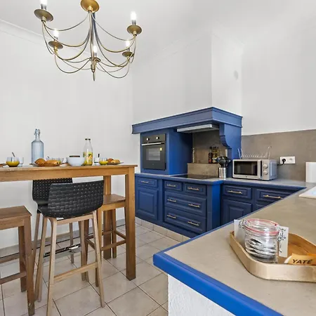 Apartment L'ecrin De J Grand T3 Lumineux Balcon 5min Gare Arenes *