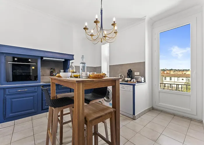 L'ecrin De J Grand T3 Lumineux Balcon 5min Gare Arenes * Nîmes