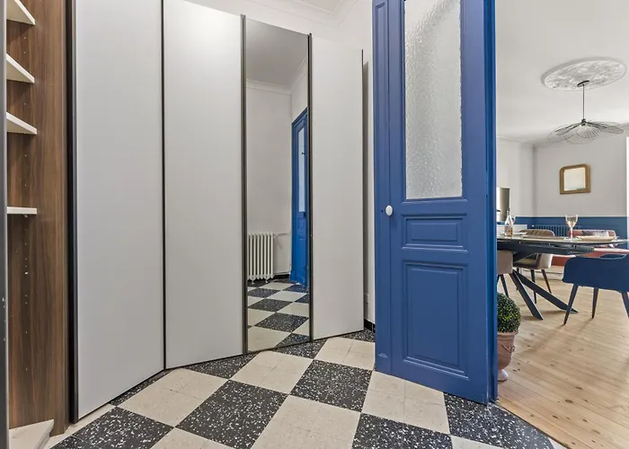 L'ecrin De J Grand T3 Lumineux Balcon 5min Gare Arenes Apartment Nîmes